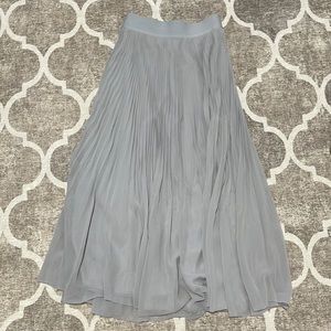 Aritzia Wilfred Twirl chiffon midi skirt